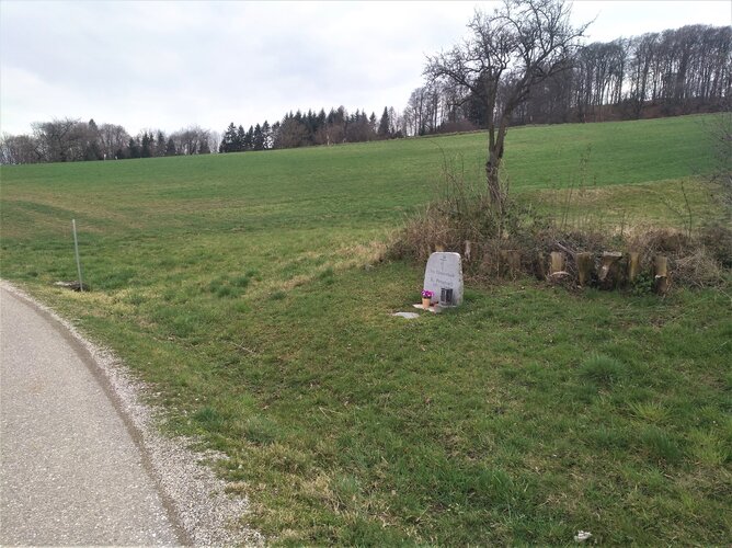 Gedenkstein Peterseil