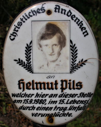 Pils Kreuz  abgekommen