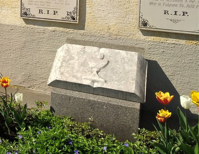 Stadtpfarrkirche 01 - Priestergedenktafel Joannes Ev. Schmalvogl