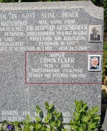 Stadtpfarrkirche 10 - Priestergedenktafel Erwin Ecker