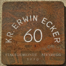 Haus Pfarrheim - Gedenktafel KR. Erwin Ecker