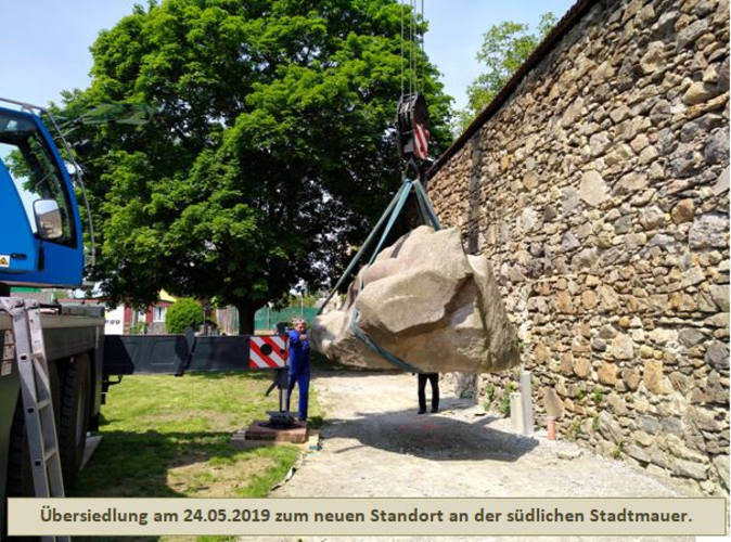 Steingarten Steyregg - (10) "Donaukunst" - Granit