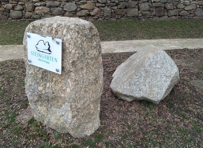 Steingarten Steyregg - (00) Eintrittsteine