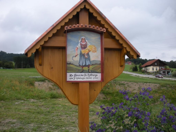 Notburga - Marterl (früher: Weiß - Kreuz)
