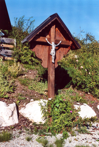 Kreuz in Erdpries
