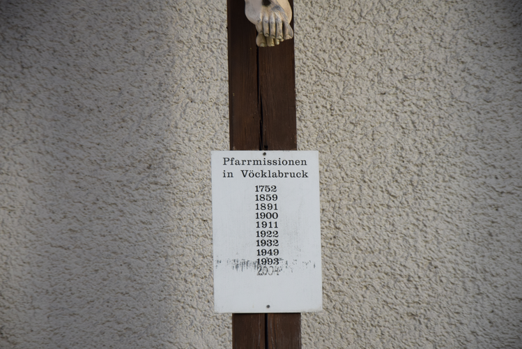 Stadtpfarrkirche-Missionskreuz