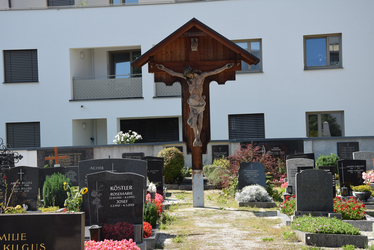 Evang. Friedhof-Kreuz