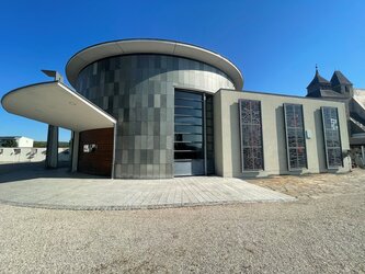 Schöndorfer Friedhofskapelle mit Leichenhalle