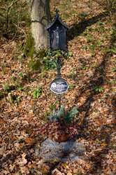 Gedenkkreuz für Alfred Aglas