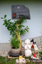 Haus Haag 8 - Gedenktafel für Peter Goldschwendt