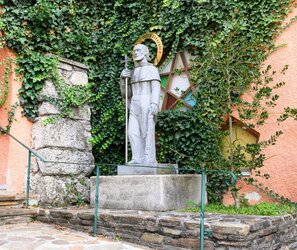 Statue heiliger Neydhart