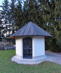 Urnenbestattungsstätte in Grünbach