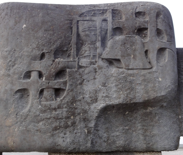 Kriegerdenkmal beim neuen Friedhof