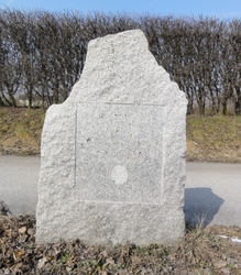 Gedenkstein an der Welser Straße