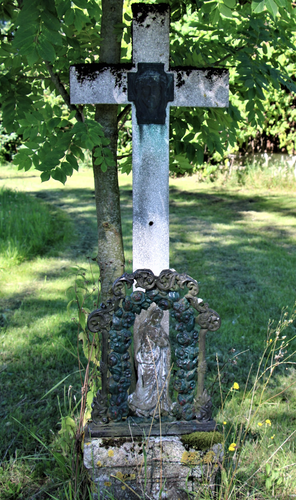 Gedenkkreuz beim Maister