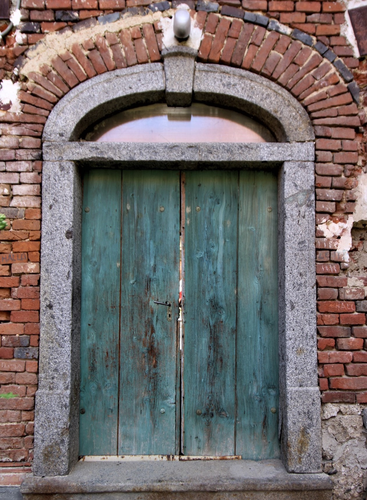 Unterkapshammergut - Haustür und Lüftungsöffnungen