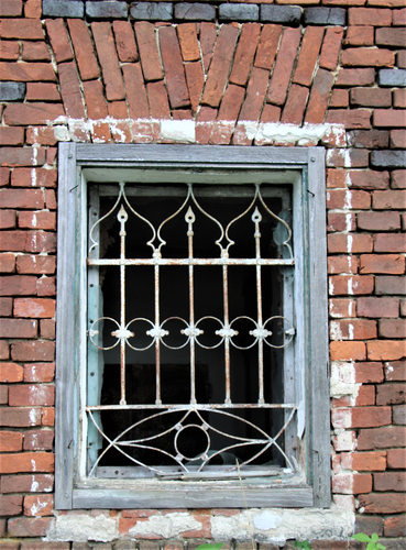 Baurngut - Haustür, Toreinfahrt und Fenster 