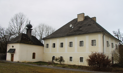 Pfarrhof Felling 1 - Haustür, Fensterkorb