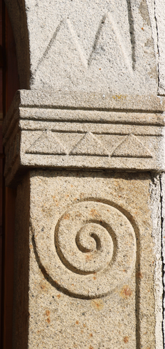 Mittelflies 6 - Haustür und Hoftor 
