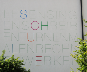 Schule - Wandinschrift