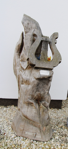 Skulptur und 2 Ziergegenstände - Unterfils 