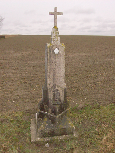 Mitterbauernkreuz, Steinhaus