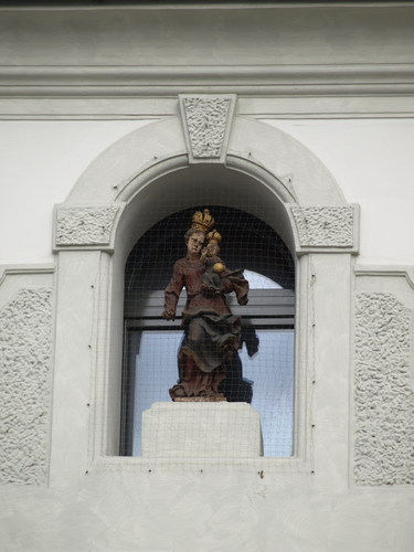 Kaiser Josef Platz 49, Wels - Marien Statue   | © Steinerberger
