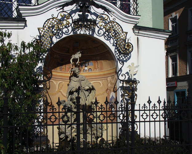 Nepomuk Kapelle, Traungasse, Wels | © Steinerberger