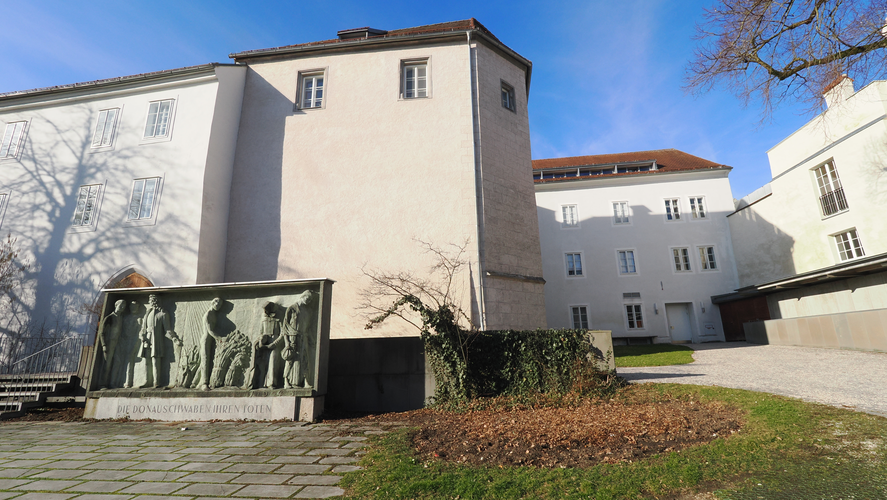 Donauschwaben-Denkmal, am Zwinger, Sigmarkapelle, Wels | © Steinerberger
