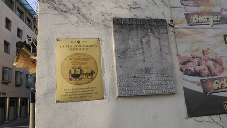 Semmelturm-Plakette, KJ-Platz, Wels | © Steinerberger