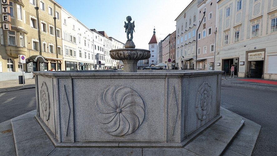 Stadtbrunnen (oberer)_Stadtplatz, Wels | © Steinerberger