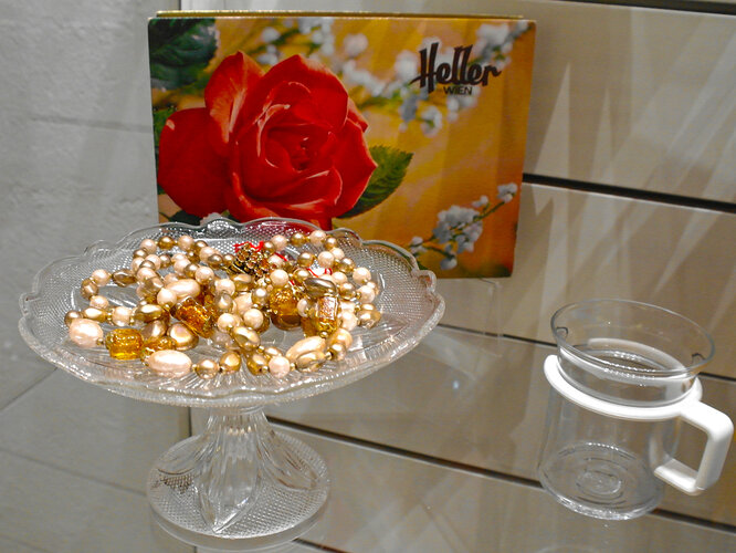 Bonbonaire und Schmuck