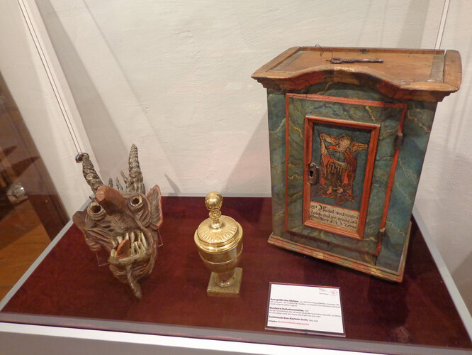 Vitrine "Der Teufel"
