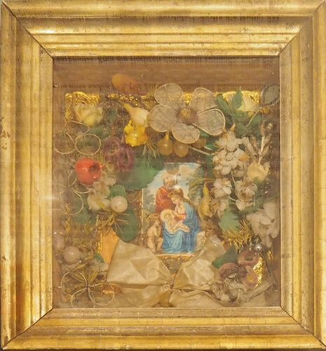 Kastenbild mit Brautkranz