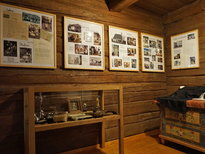 Blick in die Ausstellung