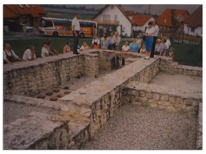 Besichtigung einer Ausgrabung