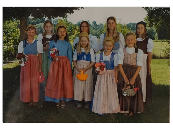 Mädchen mit Goldhäubchen