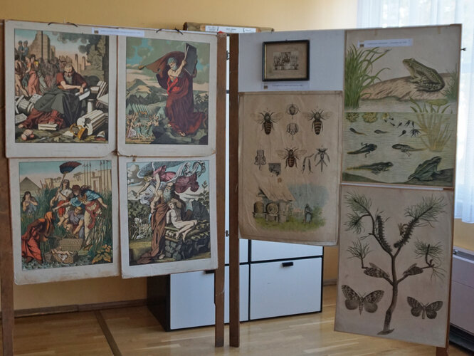 Tafeln aus dem Evangelischen Religionsunterricht und der Volksschule Jebenstein