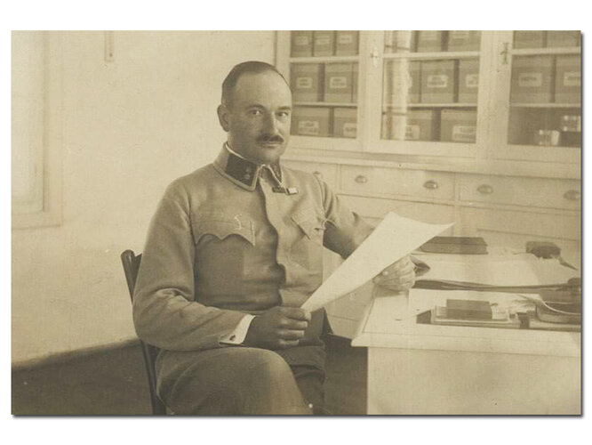 Lagerarzt im Offiziersrang