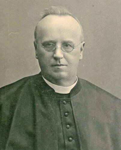 Pfarrer Anton Lesslhumer