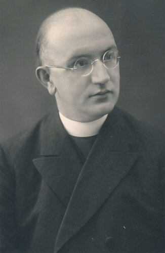 Pfarrer Josef Höltinger