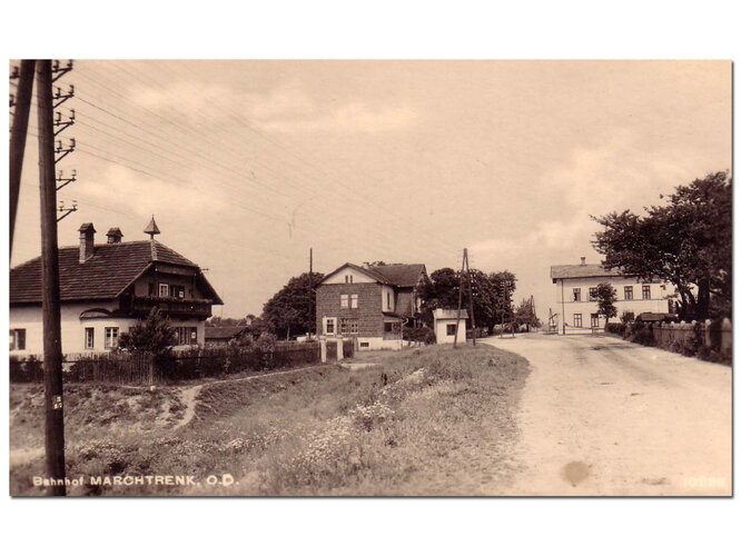 Straßenansicht: Bahnhof Marchtrenk
