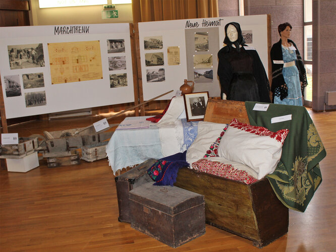 Alte Heimat - Neue Heimat | © Walter Schulder