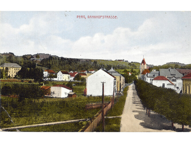 Bahnhofstraße zur Volksschule