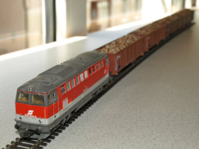 	 Modell: Diesellok Baureihe 2043