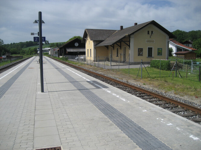 Bahnhof Arbing (2017) | © gemeinfrei