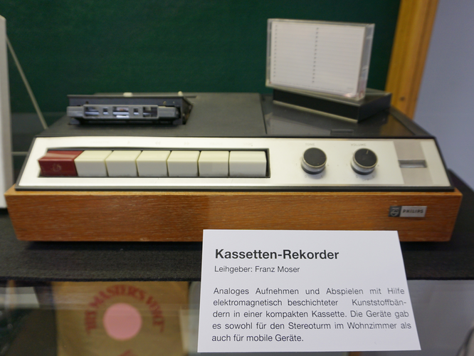 Kassetten-Rekorder 