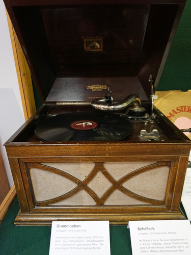 Grammophon & Schellackplatte
