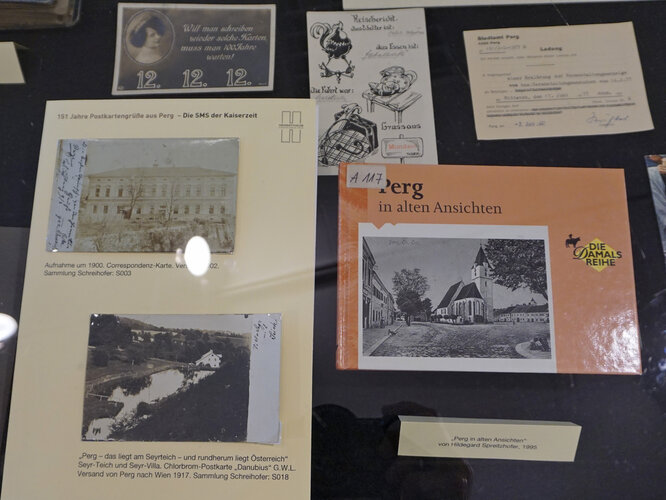 Vitrine "Dies & Das"