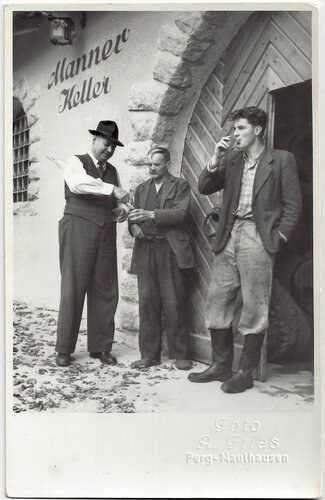 Vor dem Manner-Keller